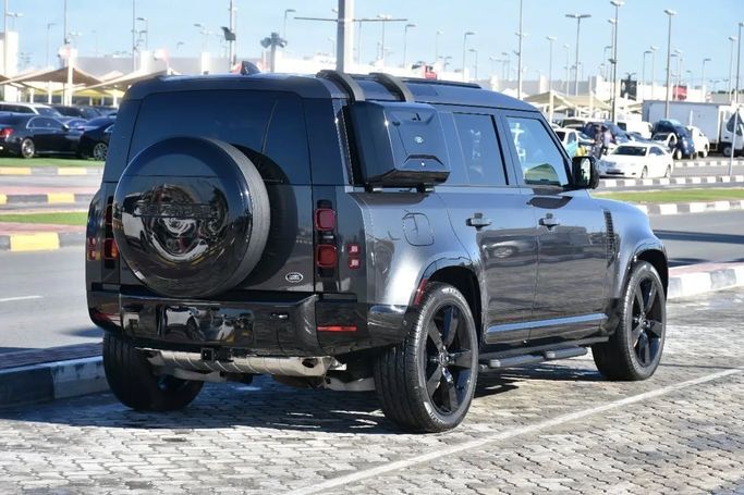 Used Land Rover Defender 110 II, 3.0 l, 2023 in Sharjah by Alfaris Used Cars, Grey color. Other | AUTO.AE