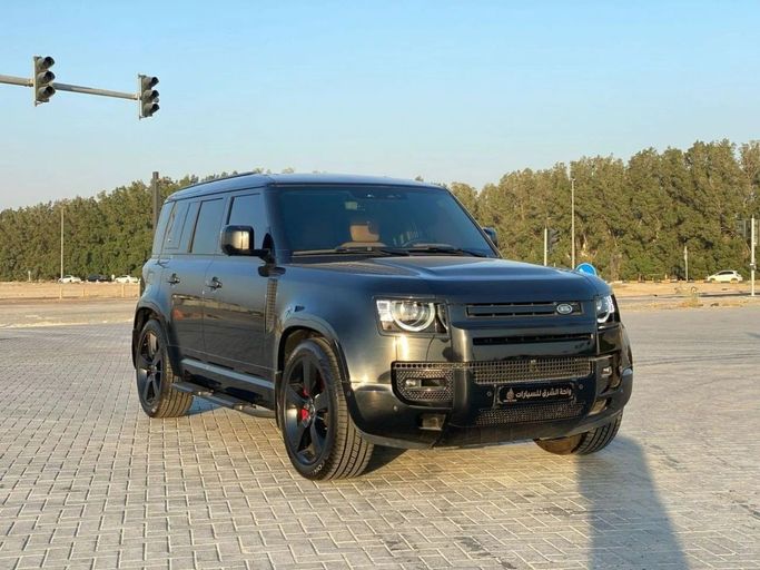 Used Land Rover Defender P400 II, 3.0 l, 2024 in Sharjah by Wahat Al Sharq  Car Showroom, Black color. GCC Specs | AUTO.AE
