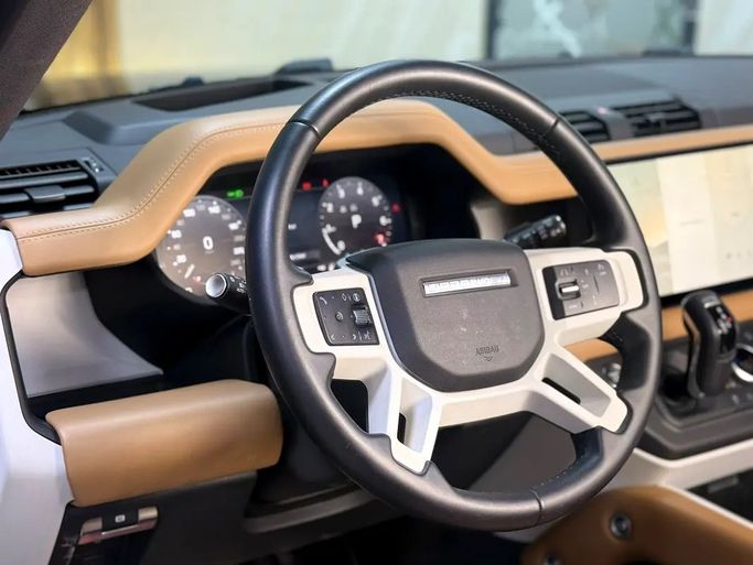 Used Land Rover Defender 110 II (L663), 3.0 l, 2025 in UAE, Sharjah by Speedcars, Black color. GCC Specs | AUTO.AE | Listing #295636 — photo 15 of 19