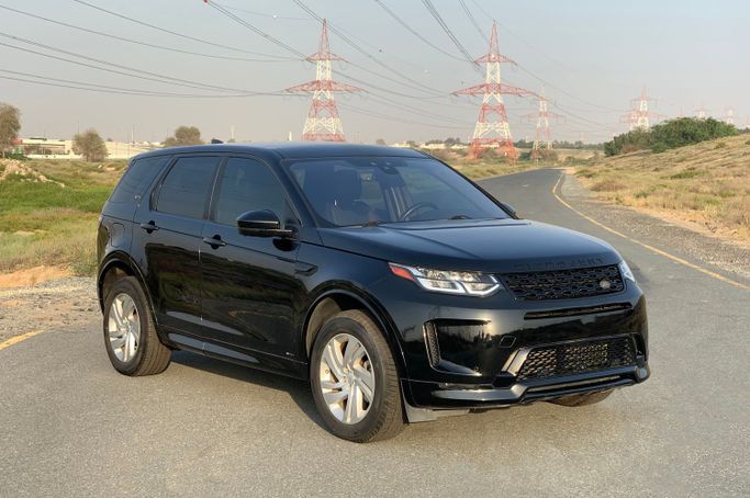Подержанный Land Rover Discovery Sport I Рестайлинг, 2.0 л, 2020 в Шардже от Wahat Al Sharjah Used Cars Черный цвет. Американская | AUTO.AE | Объявление #255885