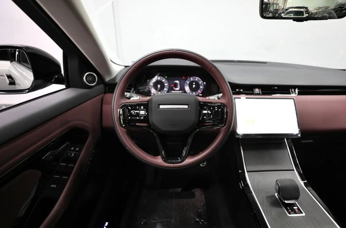 New Land Rover Range Rover Evoque P250 II Facelift, 2.0 l, 2025 in Sharjah by Al Qassem Cars Trading, Beige color. Korean Specs | AUTO.AE