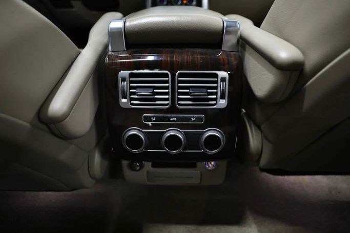 Used Land Rover Range Rover Evoque P290 I Facelift, 2.0 l, 2017 in Sharjah by Al Qassem Cars Trading, Black color. GCC Specs | AUTO.AE