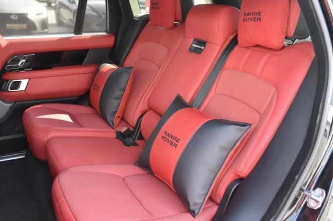 Used Land Rover Range Rover Evoque P300 II, 2.0 l, 2019 in Sharjah by Alfaris Used Cars, Black color. Other | AUTO.AE