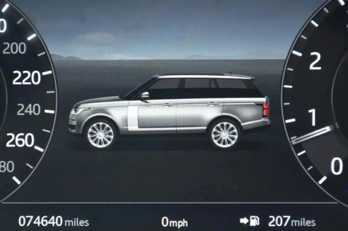 Used Land Rover Range Rover Evoque P300 II, 2.0 l, 2019 in Sharjah by Alfaris Used Cars, Black color. Other | AUTO.AE