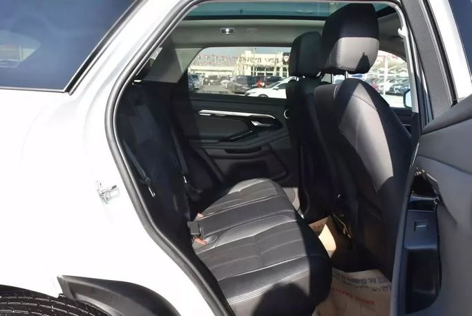 Used Land Rover Range Rover Evoque P250 II, 2.0 l, 2020 in Sharjah by Alfaris Used Cars, White color. Other | AUTO.AE