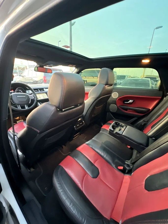 Подержанный Land Rover Range Rover Evoque P240 I, 2.0 л, 2014 в Шардже от Taj Al Impratoor Used Cars Белый цвет. GCC | AUTO.AE