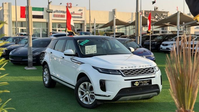 Подержанный Land Rover Range Rover Evoque P200 II, 2.0 л, 2020 в Шардже от Badar Used Cars Белый цвет. GCC | AUTO.AE