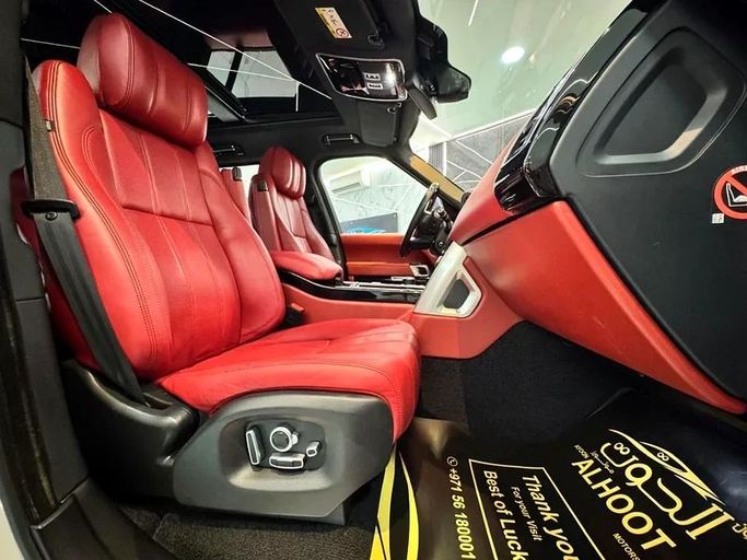 Used Land Rover Range Rover Long IV Facelift, 3.0 l, 2017 in Sharjah by Ayoon Alhoot Motors, White color. GCC Specs | AUTO.AE