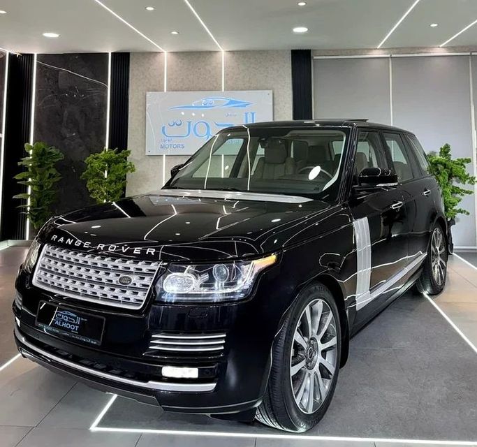 Подержанный Land Rover Range Rover P510 IV, 5.0 л, 2015 в Шардже от Ayoon Alhoot Motors Черный цвет. GCC | AUTO.AE