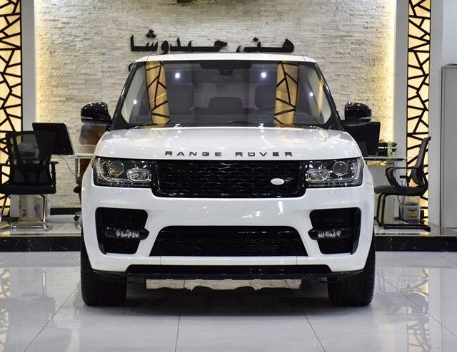 Used Land Rover Range Rover P340 IV, 3.0 l, 2016 in Sharjah by Honey Gidosha Used Cars Tr., White color.  | AUTO.AE