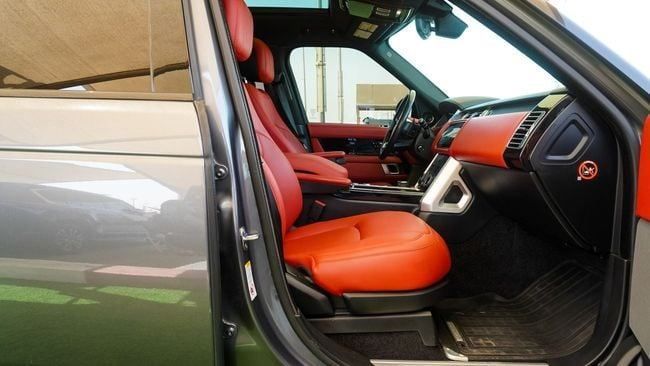 Подержанный Land Rover Range Rover Long IV Рестайлинг, 5.0 л, 2019 в Шардже от Abo Saif Серый цвет. Американская | AUTO.AE