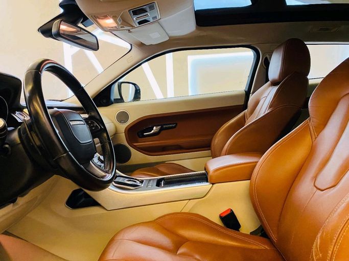 Подержанный Land Rover Range Rover P340 IV, 3.0 л, 2012 в Шардже от Alhamoor Used Cars Белый цвет. GCC | AUTO.AE