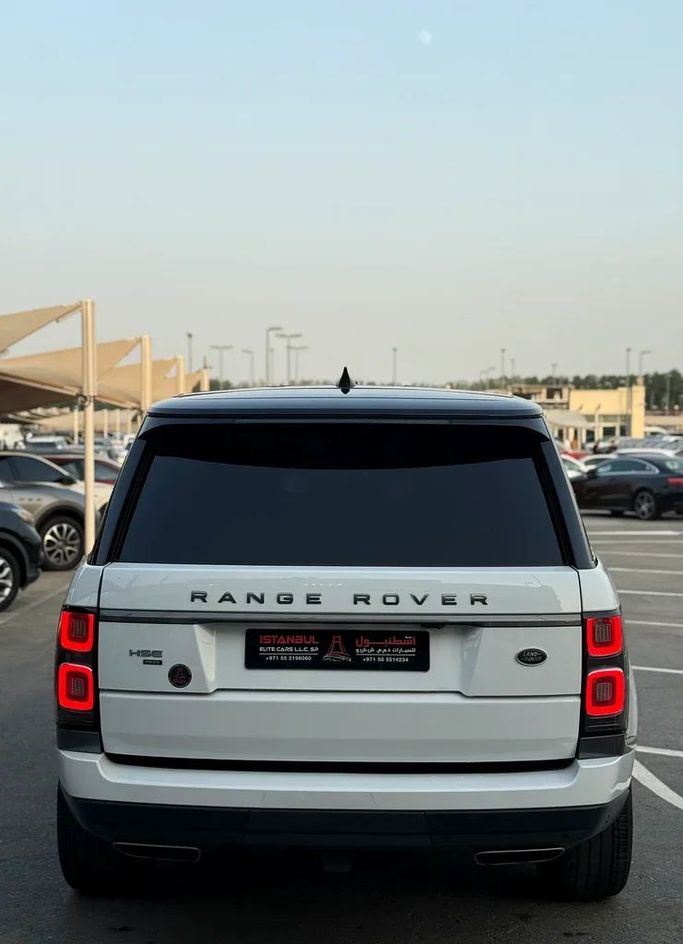 مستعملة Land Rover Range Rover P525 شد الوجه IV, 5.0 l, 2021 في في الشارقة من Istanbul Elite Used Cars، اللون أبيض. المواصفات الكندية | AUTO.AE