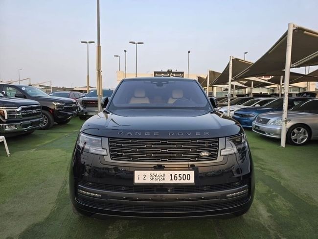 Used Land Rover Range Rover P530 MHEV V, 4.4 l, 2023 in Sharjah by Rebou Najd Used Cars, Black color. American Specs | AUTO.AE
