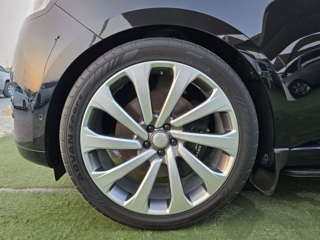 Used Land Rover Range Rover P530 MHEV V, 4.4 l, 2023 in Sharjah by Rebou Najd Used Cars, Black color. American Specs | AUTO.AE