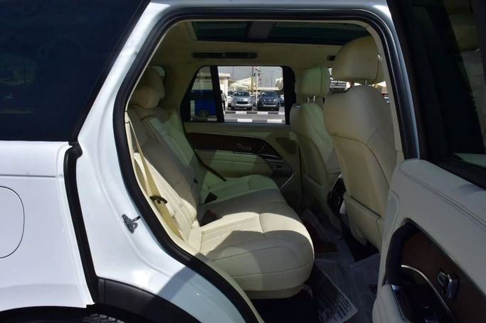 Used Land Rover Range Rover P360 MHEV LONG V, 3.0 l, 2023 in Sharjah by Alfaris Used Cars, White color.  | AUTO.AE