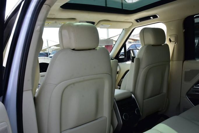 Новый Land Rover Range Rover P360 MHEV V, 3.0 л, 2024 в Шардже от Alfaris Used Cars Белый цвет.  | AUTO.AE