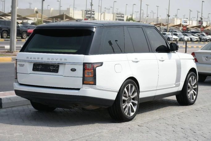 Used Land Rover Range Rover P510 IV, 5.0 l, 2013 in Sharjah by Alfaris Used Cars, White color. Other | AUTO.AE