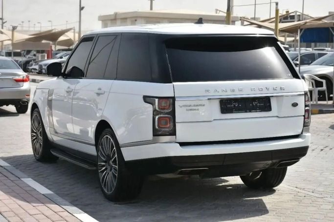 Подержанный Land Rover Range Rover P375 IV, 5.0 л, 2015 в Шардже от Alfaris Used Cars Белый цвет. Other | AUTO.AE