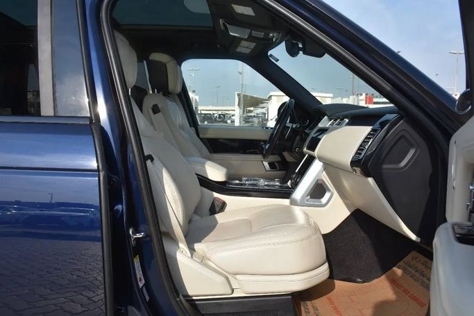 Used Land Rover Range Rover P525 IV Facelift, 5.0 l, 2021 in Sharjah by Alfaris Used Cars, Blue color. Other | AUTO.AE