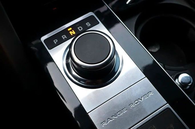 Used Land Rover Range Rover P510 IV, 5.0 l, 2015 in Sharjah by Al Rukin Al Saudi, Blue color. GCC Specs | AUTO.AE