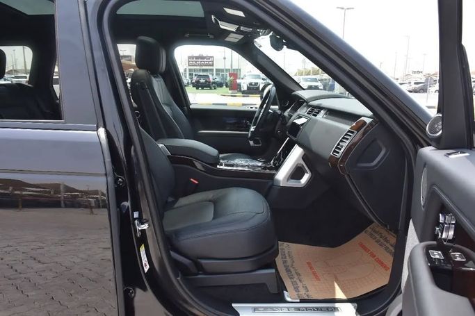 Used Land Rover Range Rover D300 IV Facelift, 3.0 l, 2021 in Sharjah by Alfaris Used Cars, Black color. Other | AUTO.AE