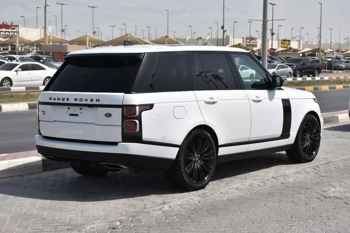 Used Land Rover Range Rover P525 IV Facelift, 5.0 l, 2022 in Sharjah by Alfaris Used Cars, White color. Other | AUTO.AE