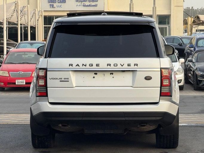 Used Land Rover Range Rover P510 IV, 5.0 l, 2014 in Sharjah by Titanium Used Cars, White color. GCC Specs | AUTO.AE