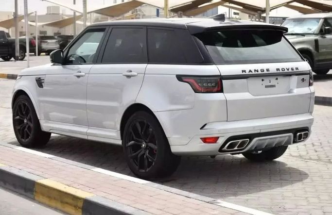 Used Land Rover Range Rover P525 IV Facelift, 5.0 l, 2020 in Sharjah by Alfaris Used Cars, Silver color. Other | AUTO.AE