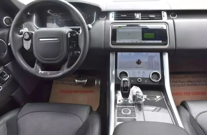 Used Land Rover Range Rover P525 IV Facelift, 5.0 l, 2020 in Sharjah by Alfaris Used Cars, Silver color. Other | AUTO.AE