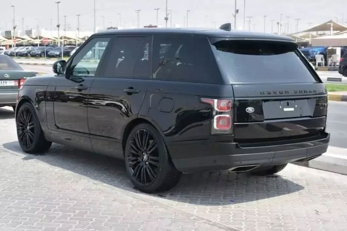 Used Land Rover Range Rover P400 MHEV IV Facelift, 3.0 l, 2020 in Sharjah by Alfaris Used Cars, Black color. Other | AUTO.AE