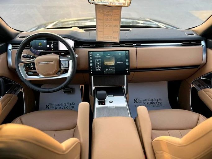 Новый Land Rover Range Rover P530 MHEV V, 4.4 л, 2025 в Шардже от Karkuk Used Cars Зеленый цвет. Канадская | AUTO.AE