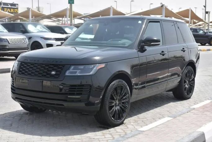 Подержанный Land Rover Range Rover P400 MHEV IV Рестайлинг, 3.0 л, 2021 в Шардже от Alfaris Used Cars Черный цвет. Other | AUTO.AE