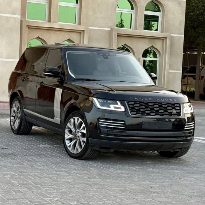 Подержанный Land Rover Range Rover P340 IV Рестайлинг, 3.0 л, 2019 в Шардже от Sarmad Cars Черный цвет. Other | AUTO.AE