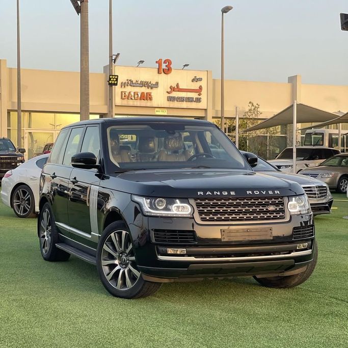 Used Land Rover Range Rover P510 IV, 5.0 l, 2014 in Sharjah by Badar Used Cars, Black color.  | AUTO.AE