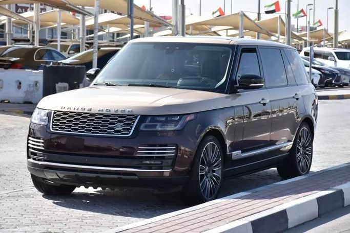 Used Land Rover Range Rover P525 IV Facelift, 5.0 l, 2018 in Sharjah by Alfaris Used Cars, Brown color. Other | AUTO.AE