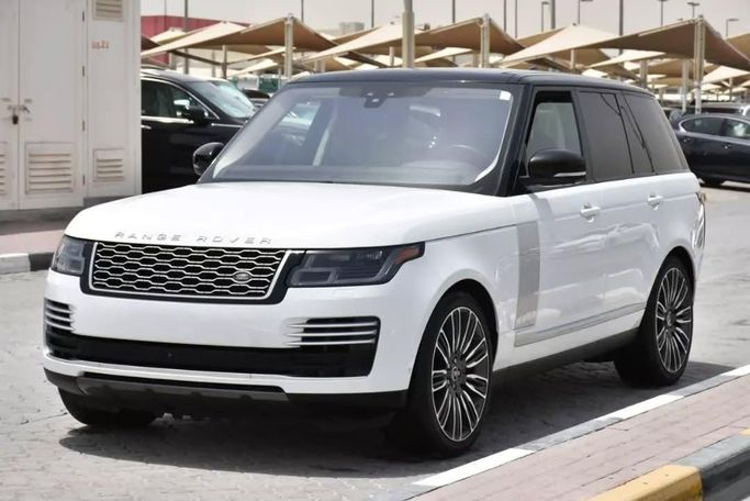 Used Land Rover Range Rover P340 IV Facelift, 3.0 l, 2019 in Sharjah by Alfaris Used Cars, White color. Other | AUTO.AE