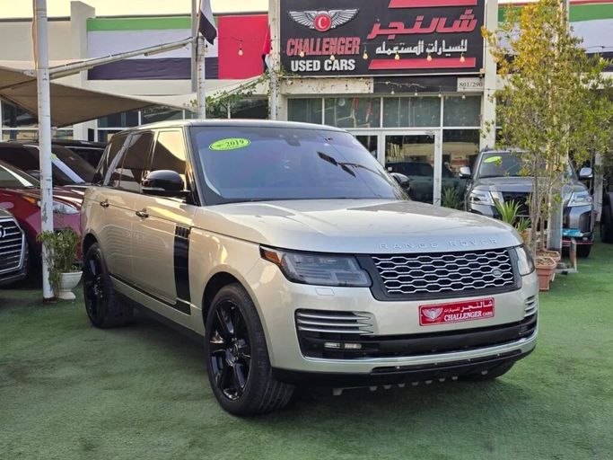 Подержанный Land Rover Range Rover SV IV Рестайлинг, 5.0 л, 2019 в Шардже от Challenger Used Cars Серый цвет. Американская | AUTO.AE