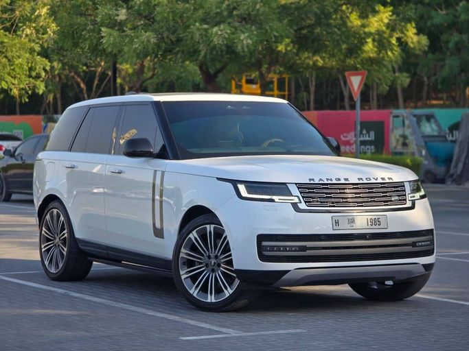 مستعملة Land Rover Range Rover P530 MHEV V, 4.4 l, 2024 في في الشارقة من Al Jana Used Cars، اللون أبيض. مواصفات الخليج | AUTO.AE | إعلان #251081