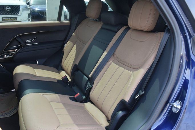 Подержанный Land Rover Range Rover Sport P400 MHEV III, 3.0 л, 2023 в Шардже от Alfaris Used Cars Синий цвет.  | AUTO.AE