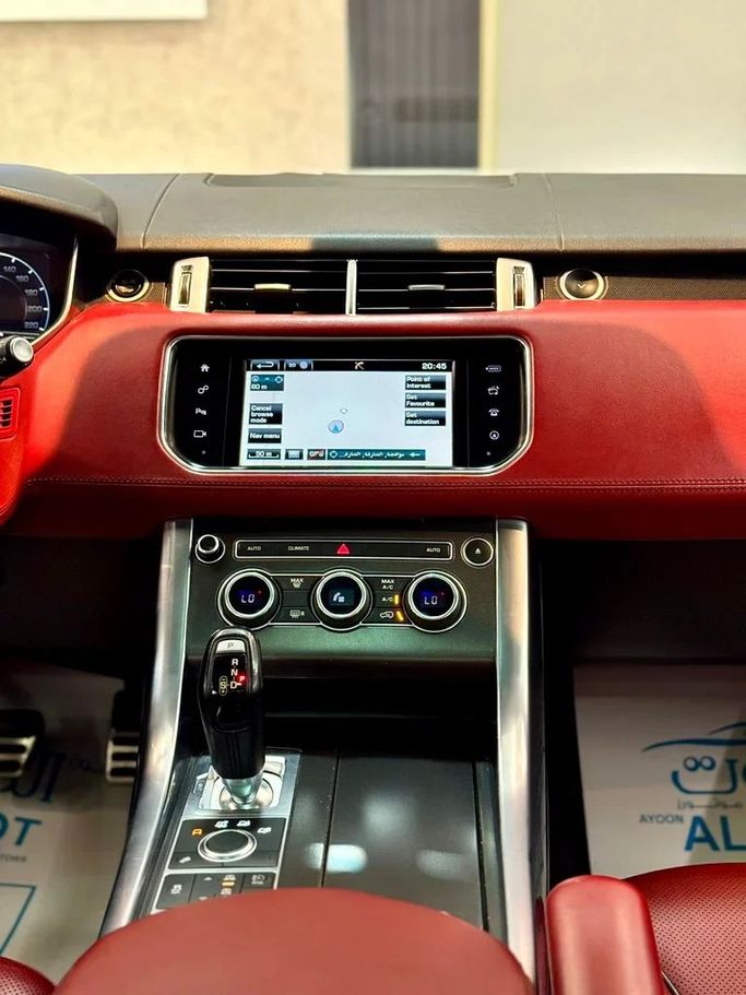 Подержанный Land Rover Range Rover Sport P525 II Рестайлинг, 5.0 л, 2017 в Шардже от Ayoon Alhoot Motors Белый цвет. GCC | AUTO.AE