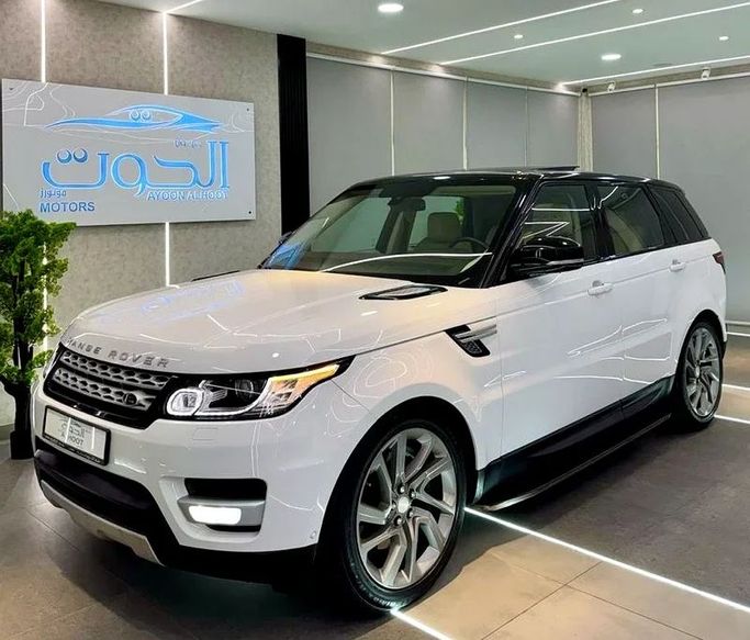 Подержанный Land Rover Range Rover Sport P510e II, 5.0 л, 2015 в Шардже от Ayoon Alhoot Motors Белый цвет. GCC | AUTO.AE