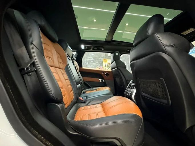 Подержанный Land Rover Range Rover Sport II Рестайлинг, 3.0 л, 2017 в Шардже от Ayoon Alhoot Motors Белый цвет. GCC | AUTO.AE