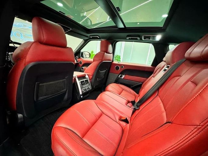 Подержанный Land Rover Range Rover Sport P400 MHEV II Рестайлинг, 3.0 л, 2017 в Шардже от Ayoon Alhoot Motors Черный цвет. GCC | AUTO.AE