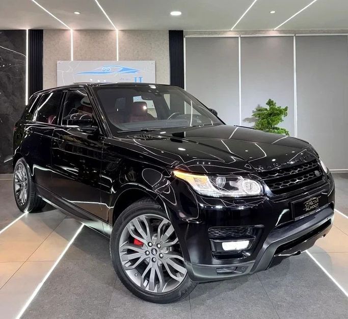 Подержанный Land Rover Range Rover Sport P525 II Рестайлинг, 5.0 л, 2018 в Шардже от Ayoon Alhoot Motors Черный цвет. GCC | AUTO.AE