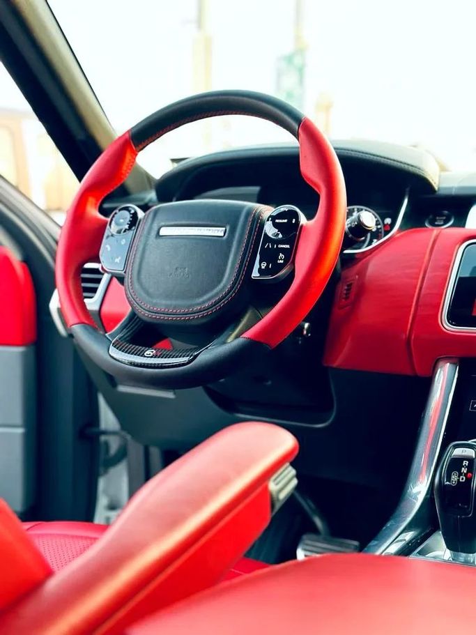 Used Land Rover Range Rover Sport II Facelift, 3.0 l, 2018 in Sharjah by Imad Younis Almani used Cars, White color. American Specs | AUTO.AE