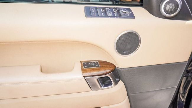 Used Land Rover Range Rover Sport P510e II, 5.0 l, 2017 in Sharjah by Alnujoom Al Malakiah Used Cars, Black color. American Specs | AUTO.AE