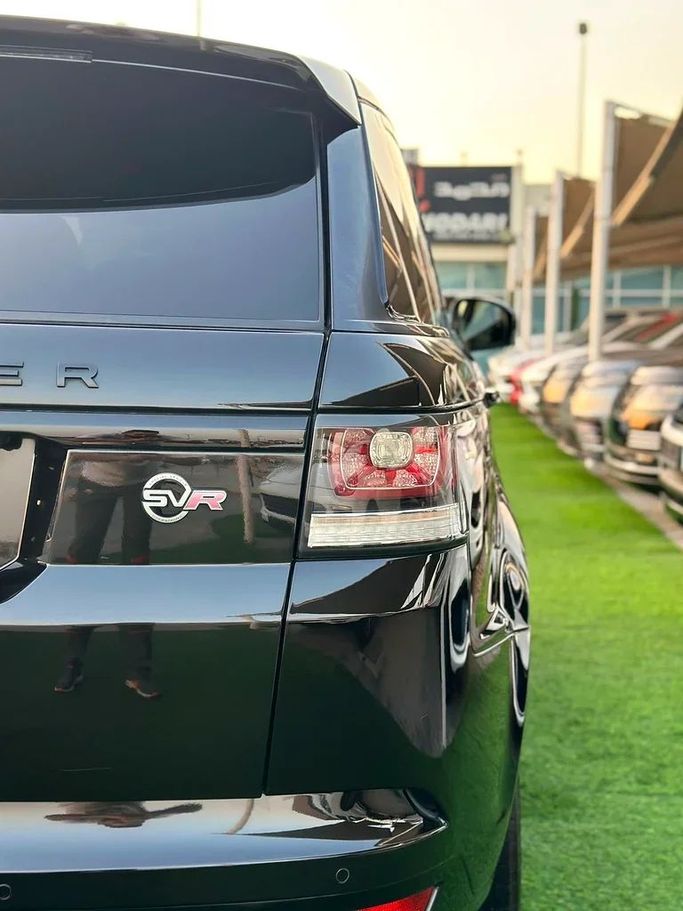 Подержанный Land Rover Range Rover Sport P550e II, 5.0 л, 2016 в Шардже от Ahmad alkhodari Motors Черный цвет. Европейская | AUTO.AE