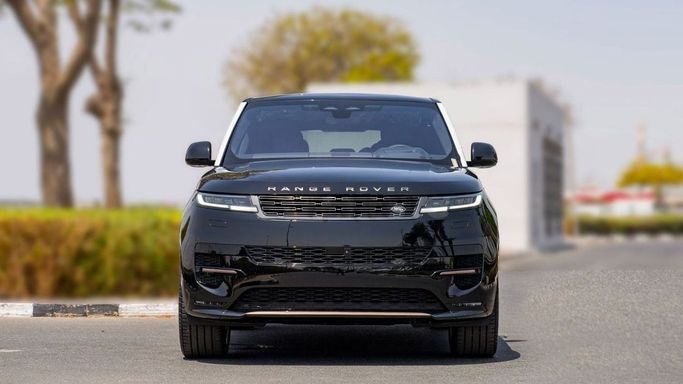 Новый Land Rover Range Rover Sport P530 III, 4.4 л, 2023 в Шардже от Nour Alnukhba Motors Черный цвет. Other | AUTO.AE