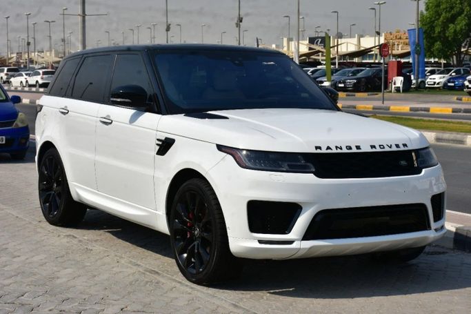 Подержанный Land Rover Range Rover Sport II Рестайлинг, 3.0 л, 2021 в Шардже от Alfaris Used Cars Белый цвет. Other | AUTO.AE